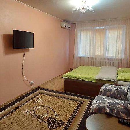 Nice Apartment Kyiv Exterior foto